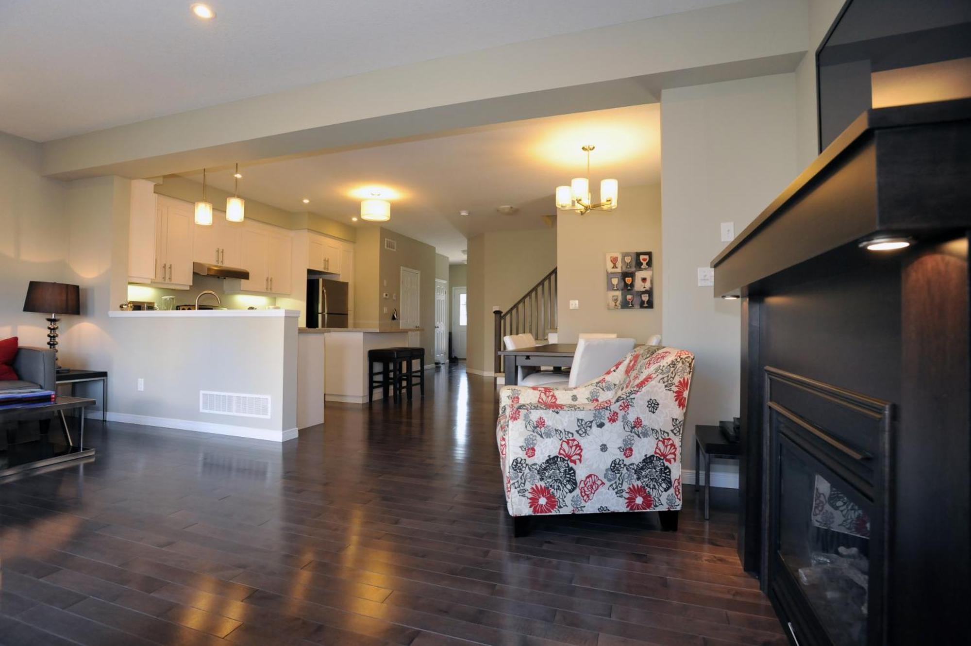 Boardwalk Homes - Vacation Homes & Executive Suites Китченер Экстерьер фото